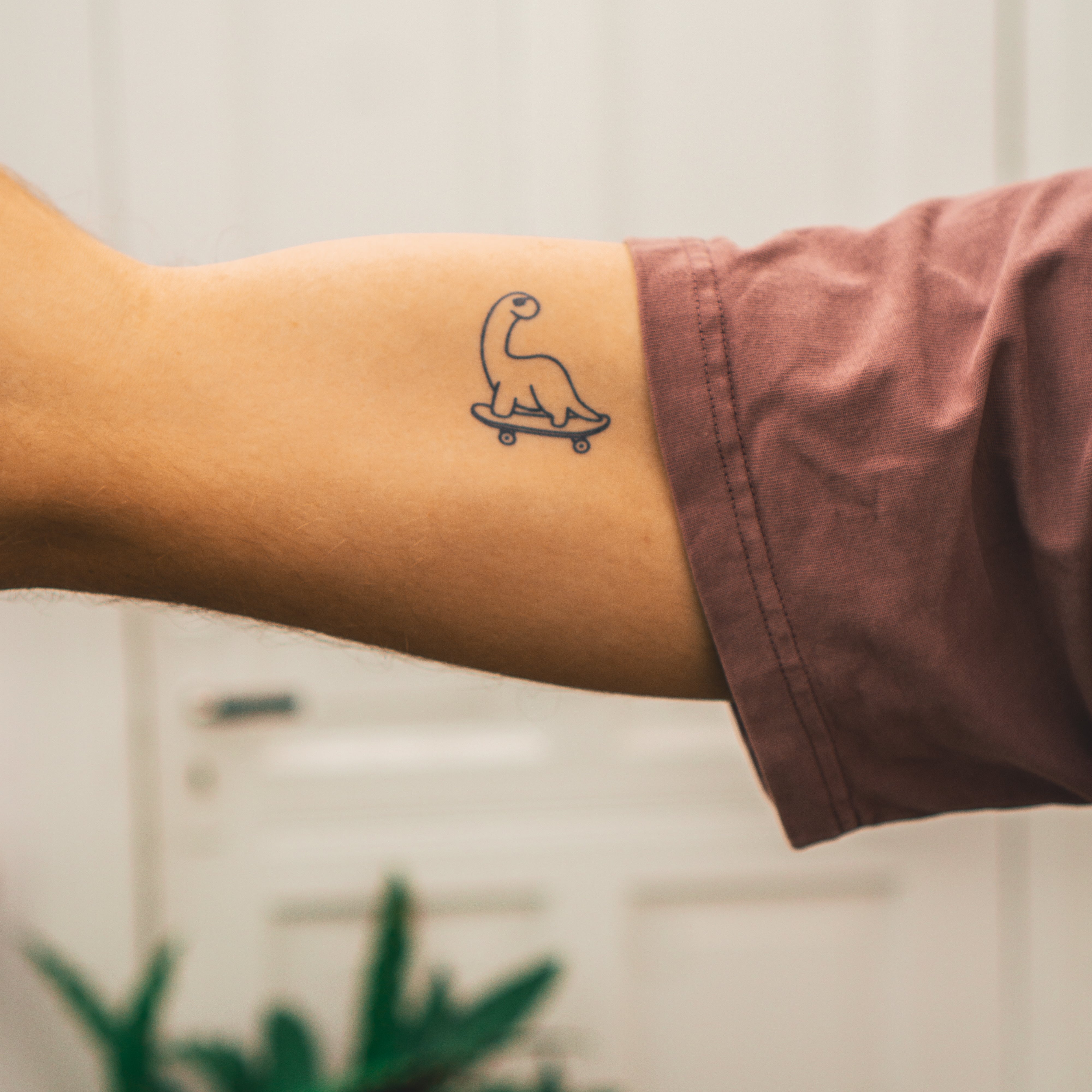 Tatouage Dinosaure Minimalistenull