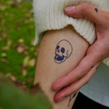 Crâne avec une bouche ouverte