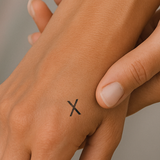 X - Tatouage de lettre majuscule