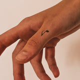 Note de musique tatouage rempli individuellement