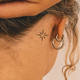 Tatouage d'Étoiles et de Points