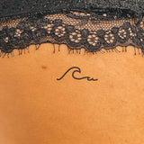 Tatouage Vague Une Ligne