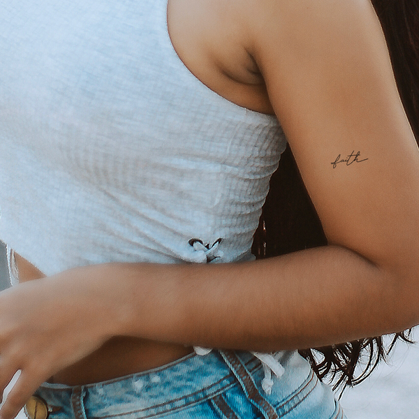 tatouage Faith