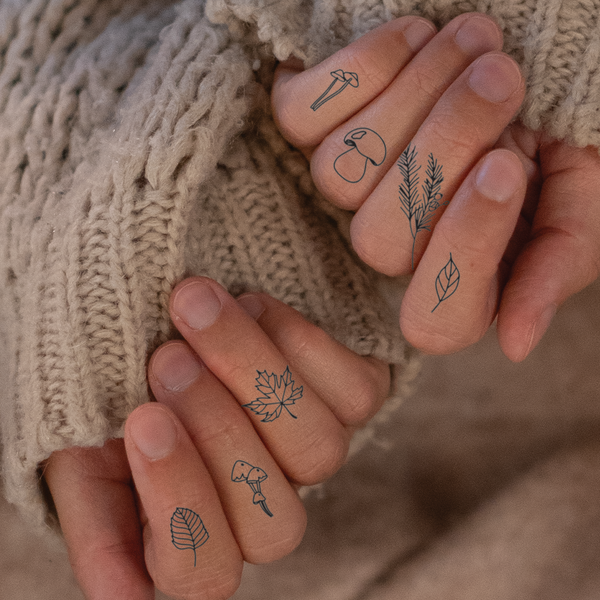 Tatouages de Doigts d'Automne