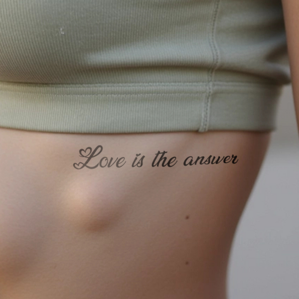 tatouage "Love is the answer"