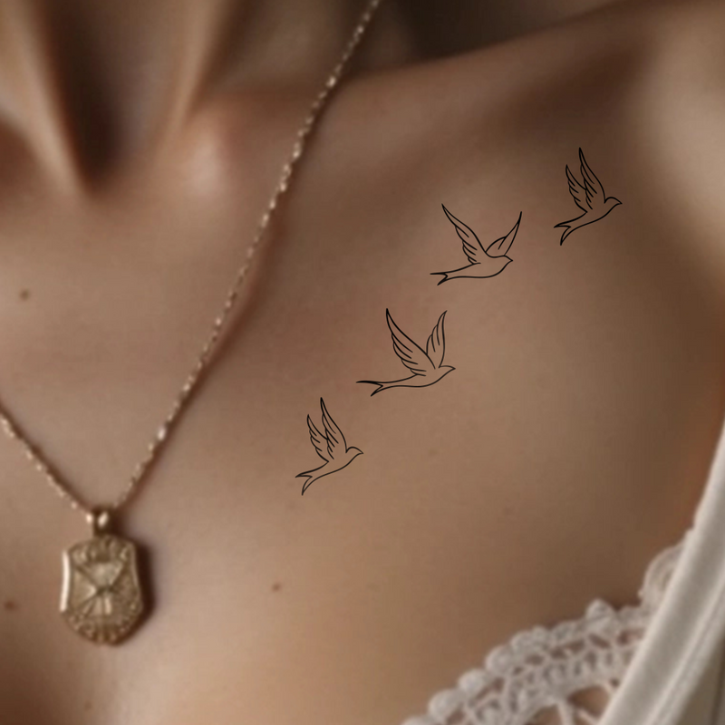 Tatouage d'Oiseaux Volants