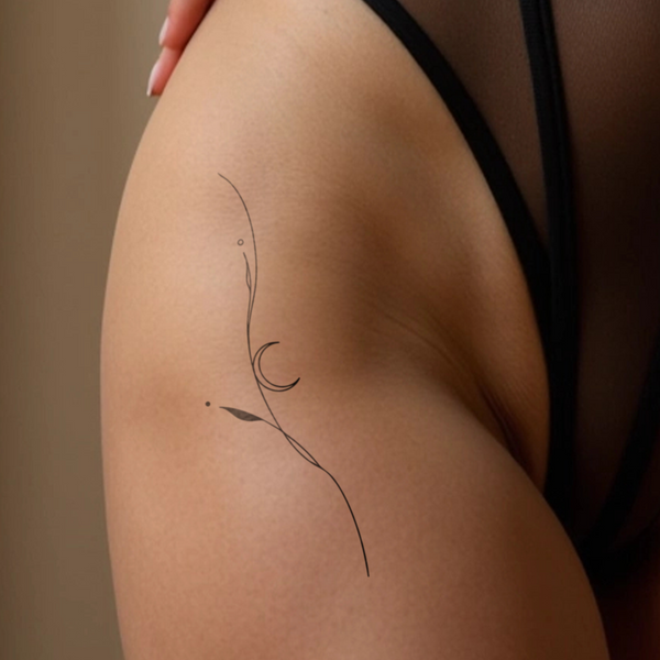 Tatouage Plante Filigrane avec Lune