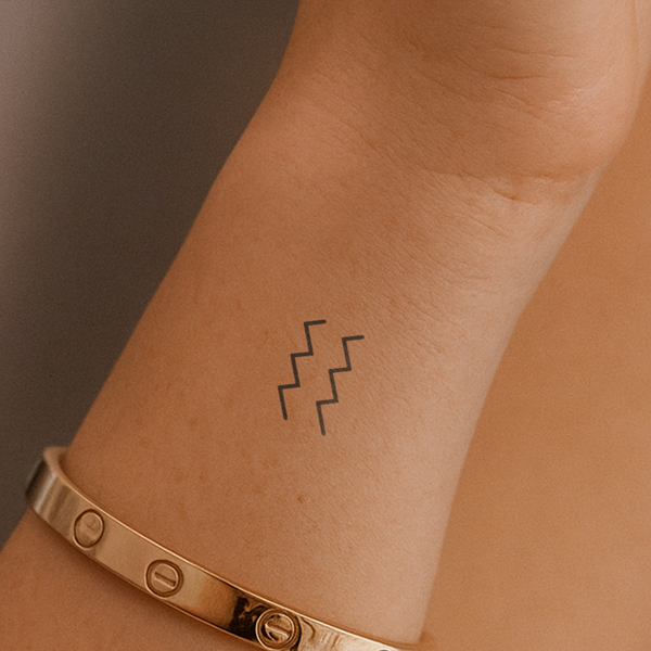 Tatouage du zodiaque Verseau 