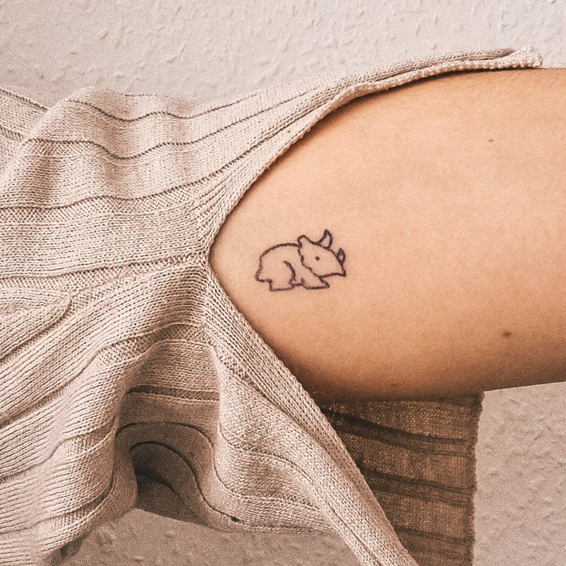 Kleiner Triceratops Tattoo